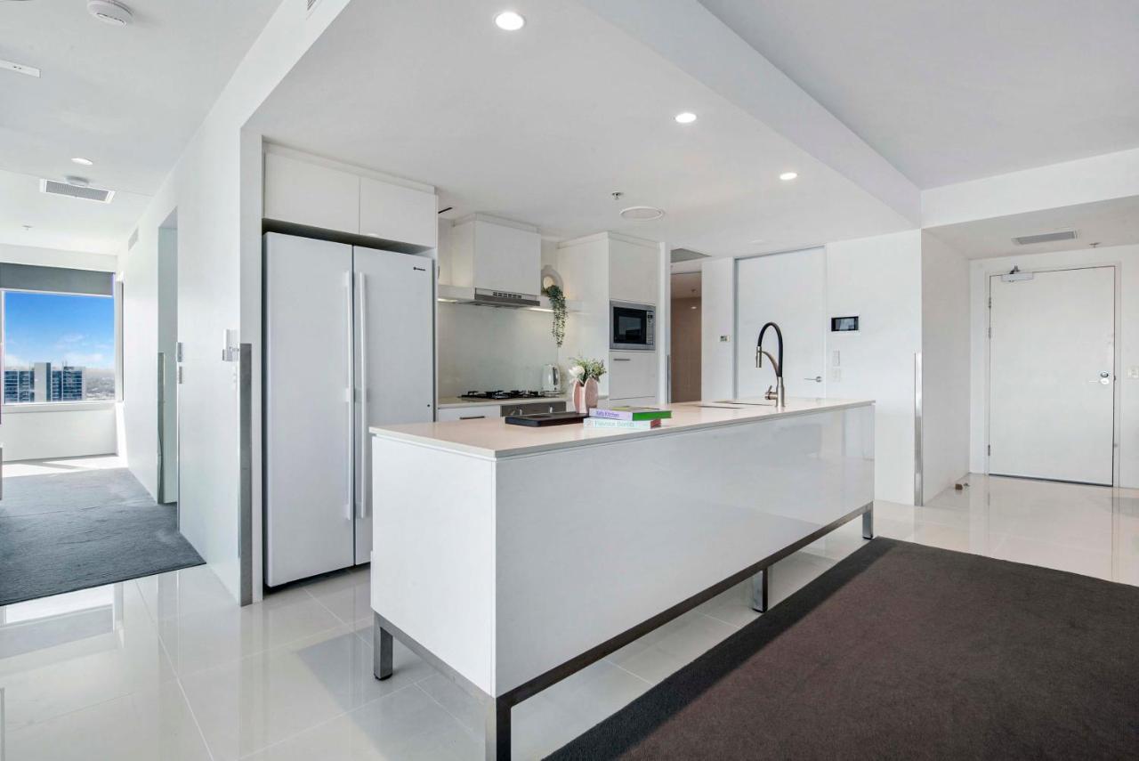 Q Tower At Surfers Paradise - Self Contained Apartments Голд-Кост Экстерьер фото