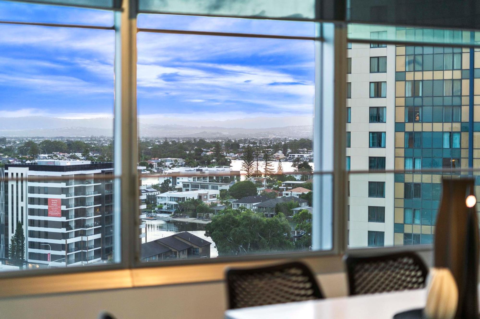 Q Tower At Surfers Paradise - Self Contained Apartments Голд-Кост Экстерьер фото