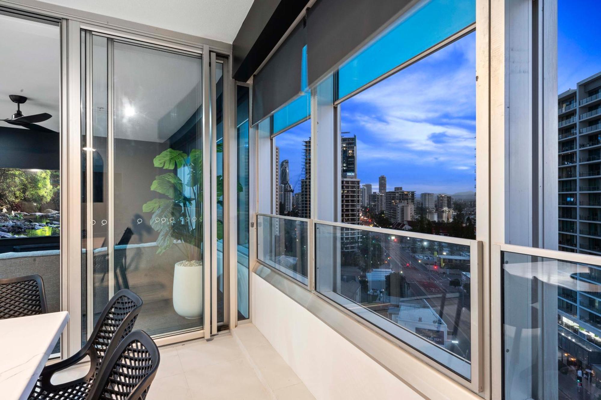 Q Tower At Surfers Paradise - Self Contained Apartments Голд-Кост Экстерьер фото