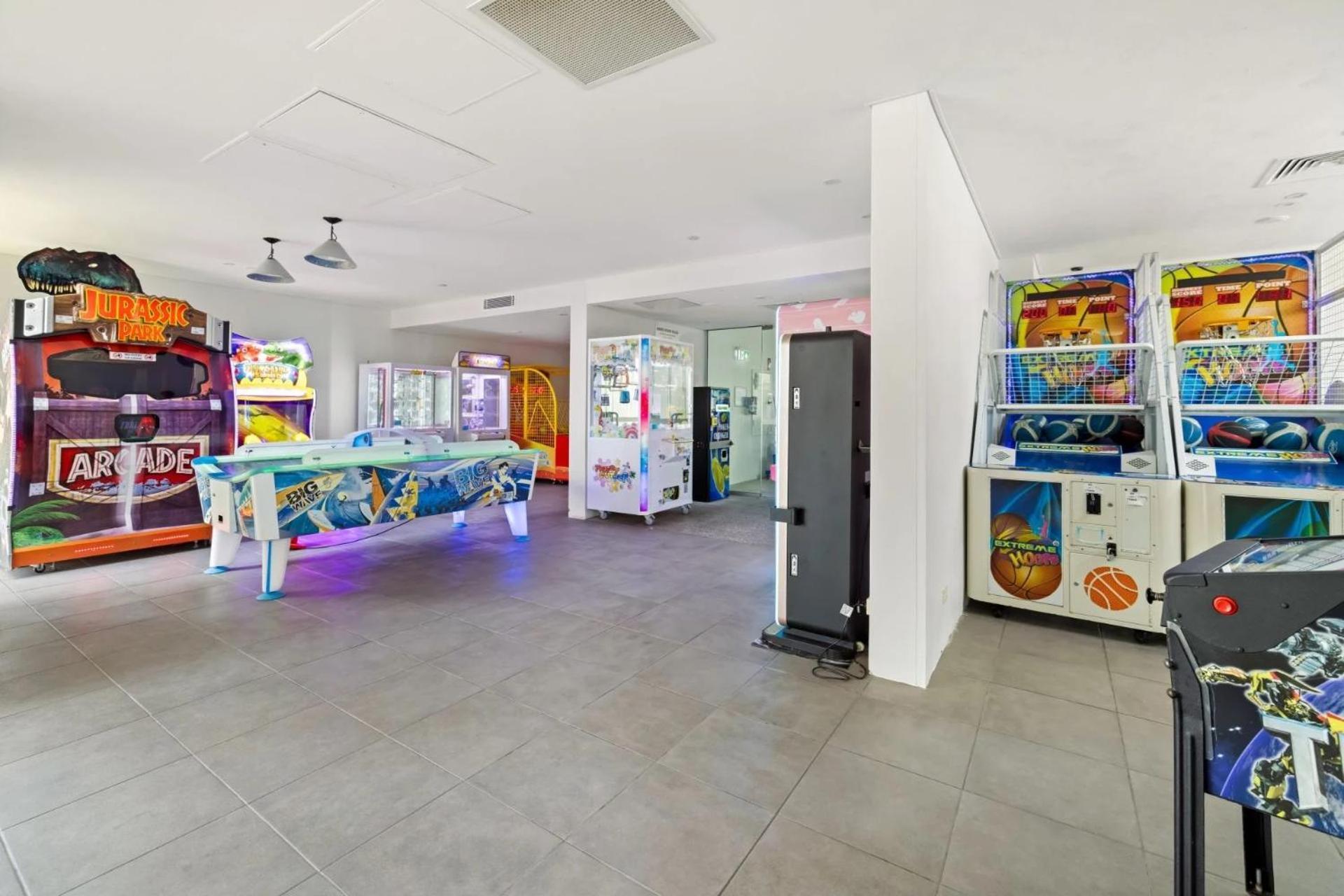 Q Tower At Surfers Paradise - Self Contained Apartments Голд-Кост Экстерьер фото