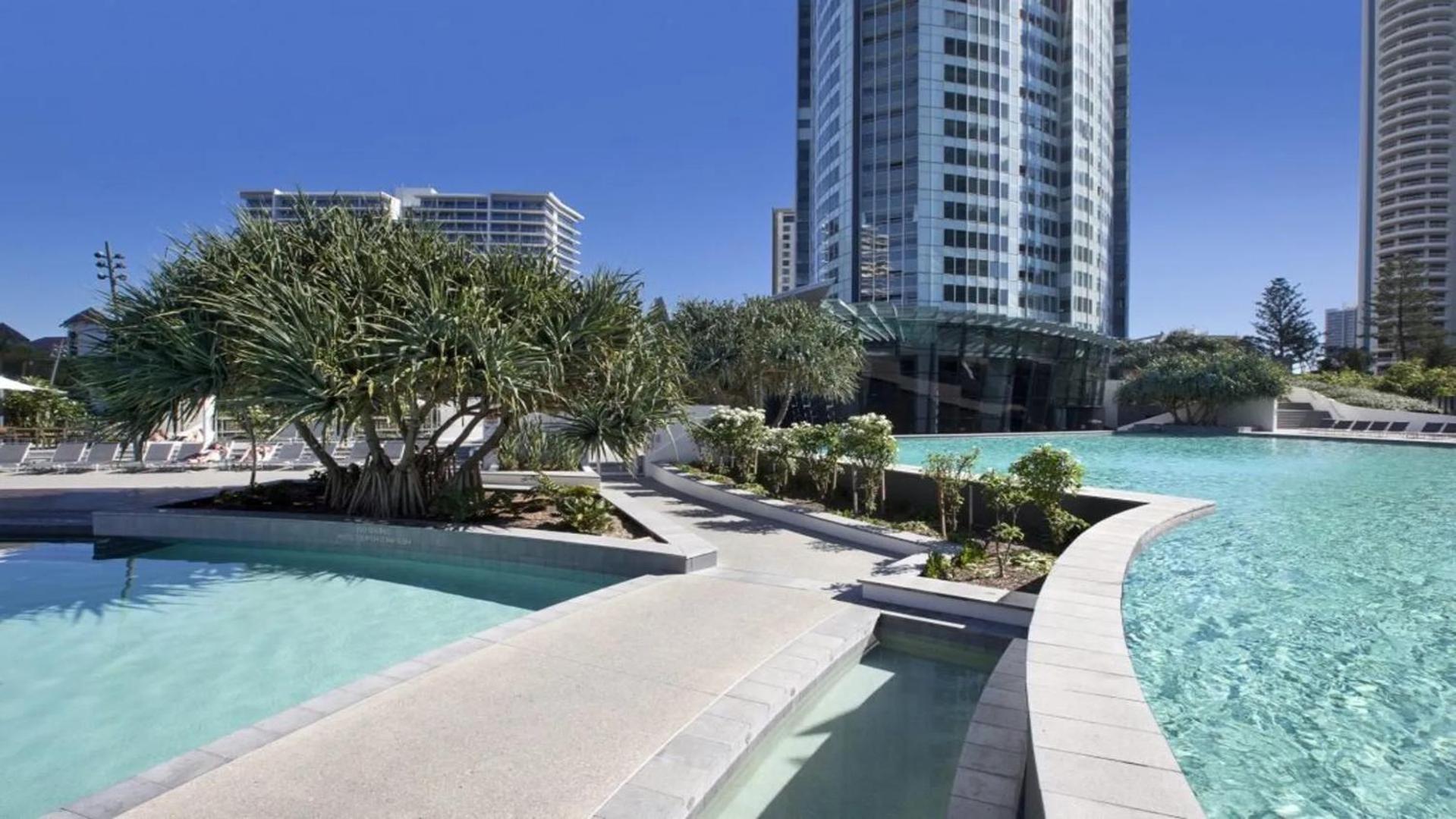 Q Tower At Surfers Paradise - Self Contained Apartments Голд-Кост Экстерьер фото