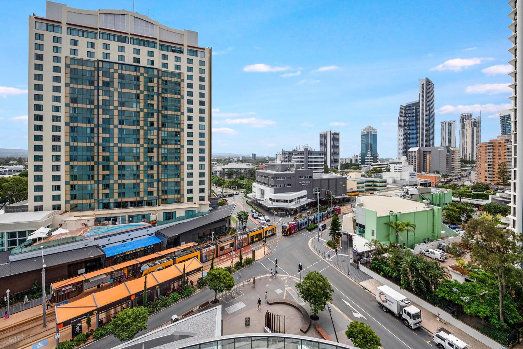 Q Tower At Surfers Paradise - Self Contained Apartments Голд-Кост Экстерьер фото