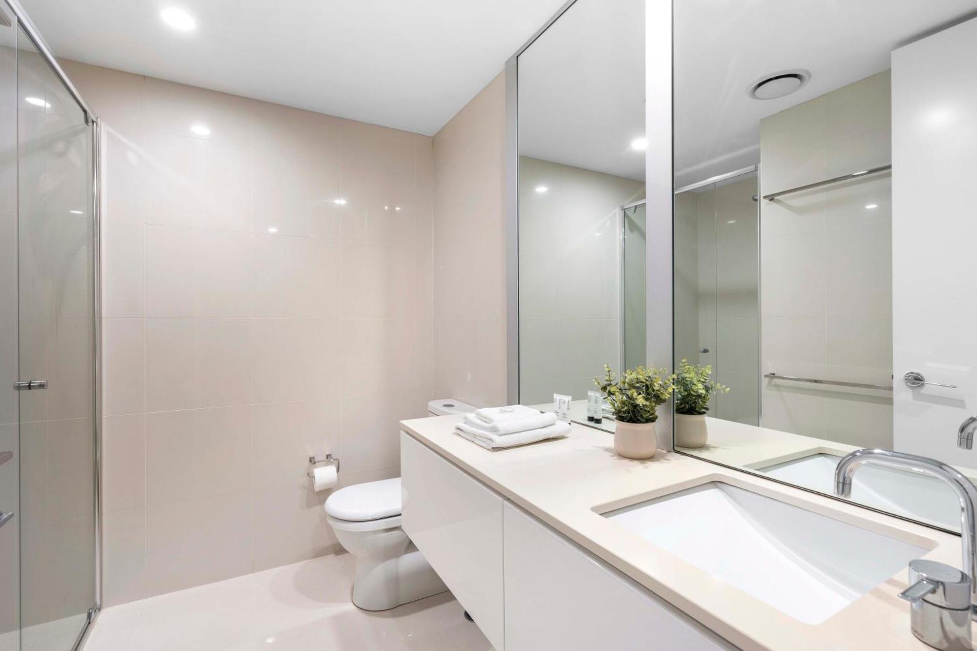 Q Tower At Surfers Paradise - Self Contained Apartments Голд-Кост Экстерьер фото