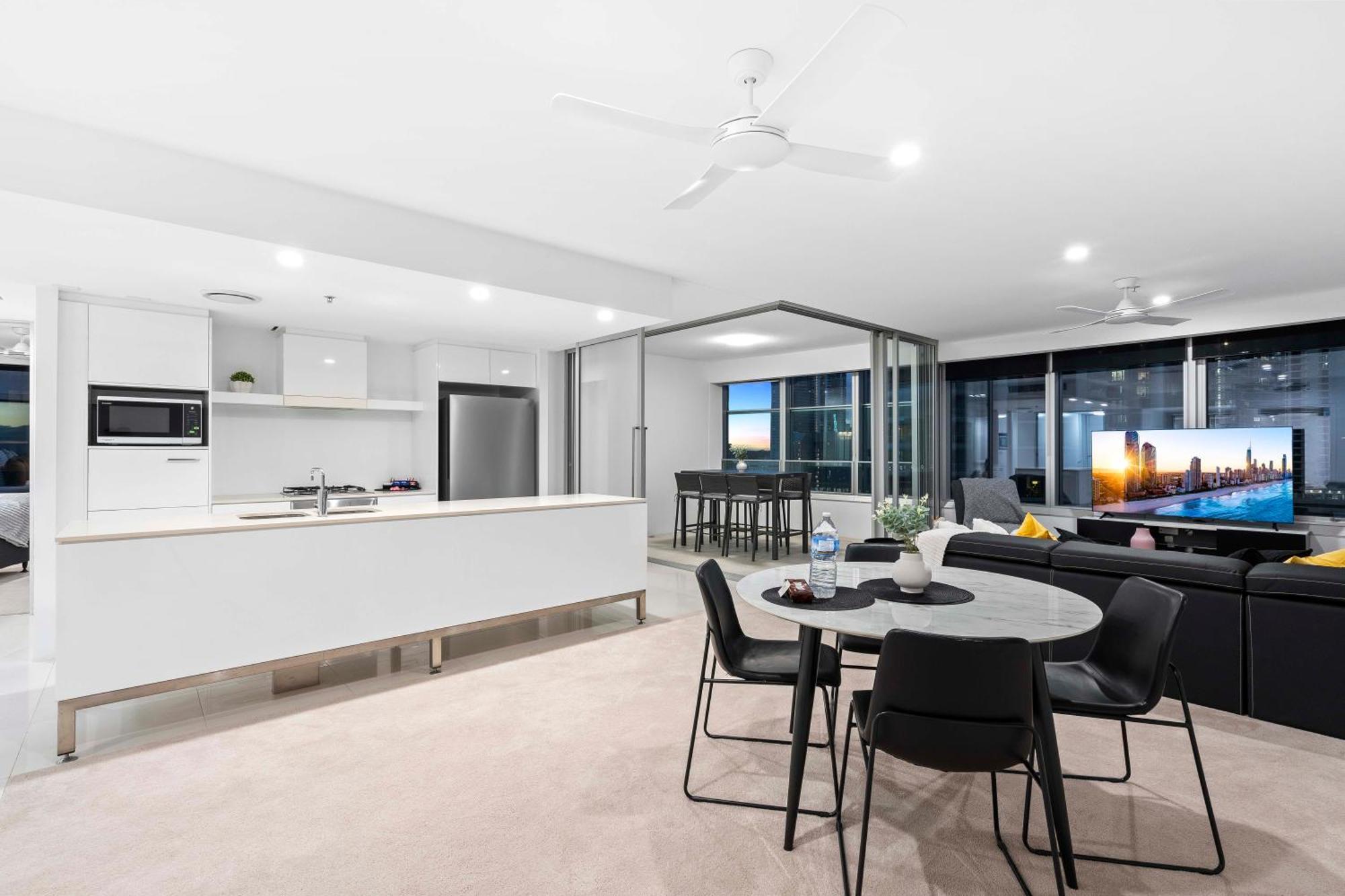 Q Tower At Surfers Paradise - Self Contained Apartments Голд-Кост Экстерьер фото
