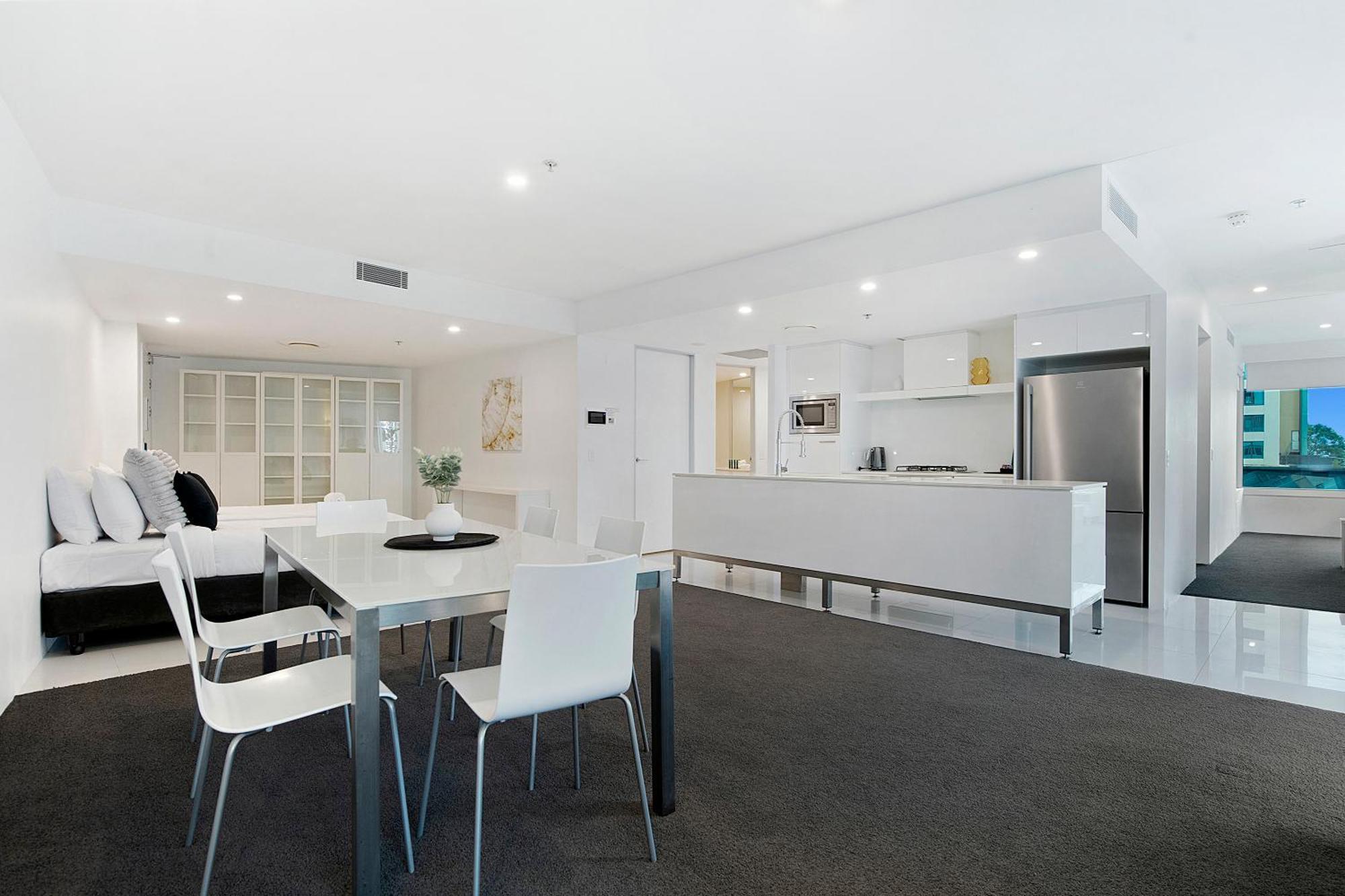 Q Tower At Surfers Paradise - Self Contained Apartments Голд-Кост Экстерьер фото