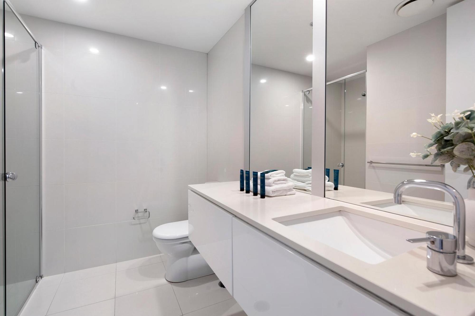 Q Tower At Surfers Paradise - Self Contained Apartments Голд-Кост Экстерьер фото